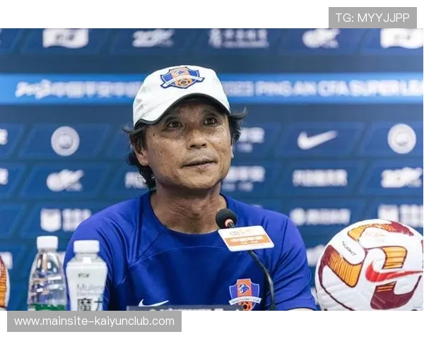 梅州降级后的基层教练团队如何获得外部支持？